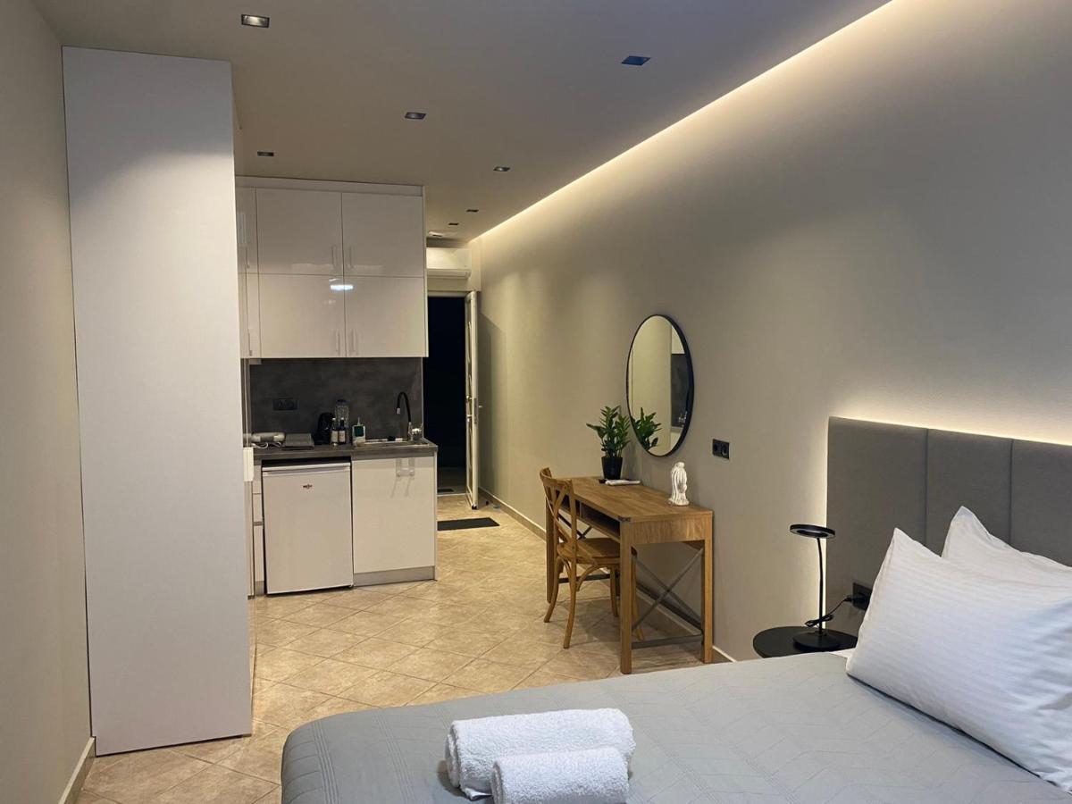Houmas Apartments Yialos Eksteriør billede